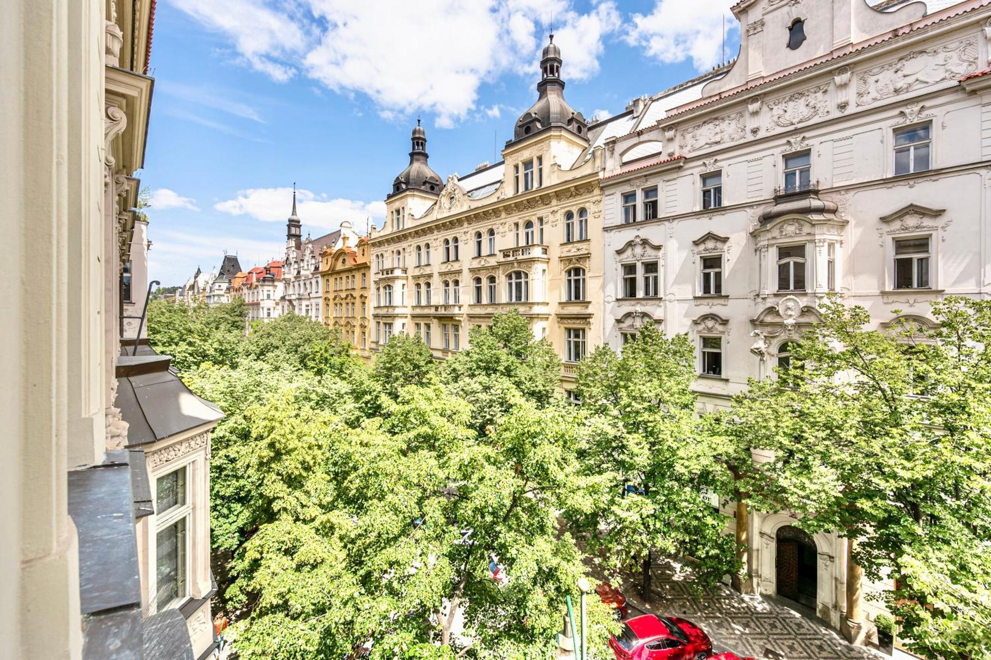 פראג The Old Town Square & Parizska Apartments מראה חיצוני תמונה